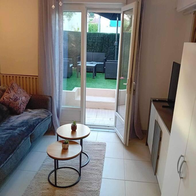 Studio Cosy Terrasse Front Mer Cagnes-sur-Mer Exteriér fotografie